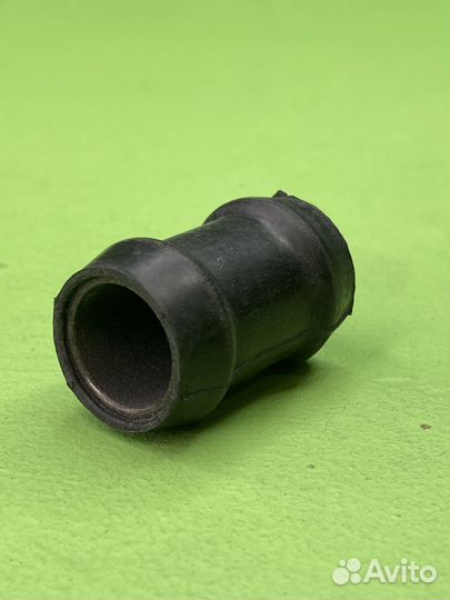 Трубка промежуточная уплотнительная блока масляног