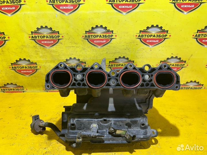 Коллектор впускной Peugeot Partner II 1.6 2008г