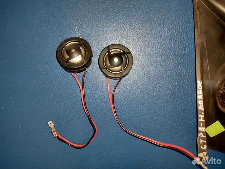 Уголок зеркала с динамиком салон opel astra h