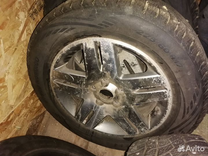 Зимние колеса р17 215-60