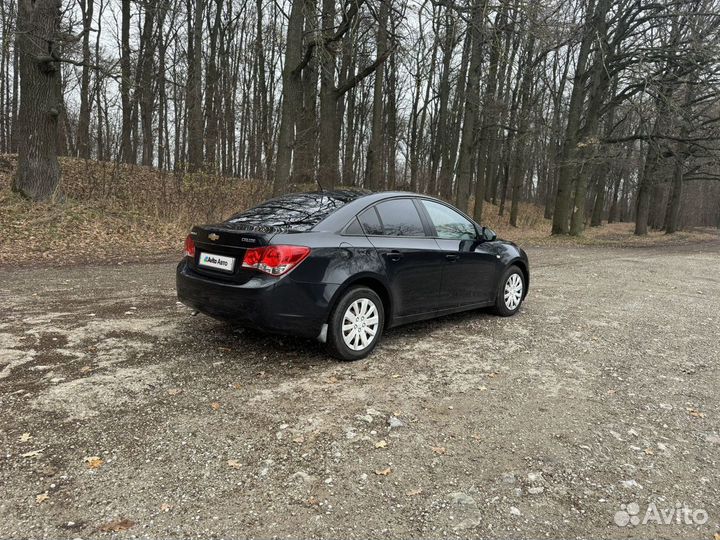 Chevrolet Cruze 1.6 МТ, 2010, 140 250 км