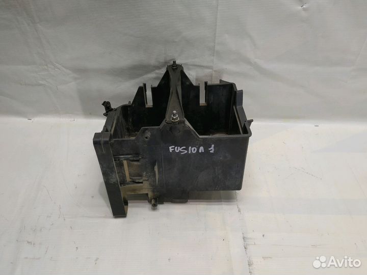 Ford Fusion Fiesta Корпус аккумулятора