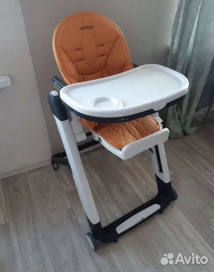 Стол для кормления Peg Perego Siesta