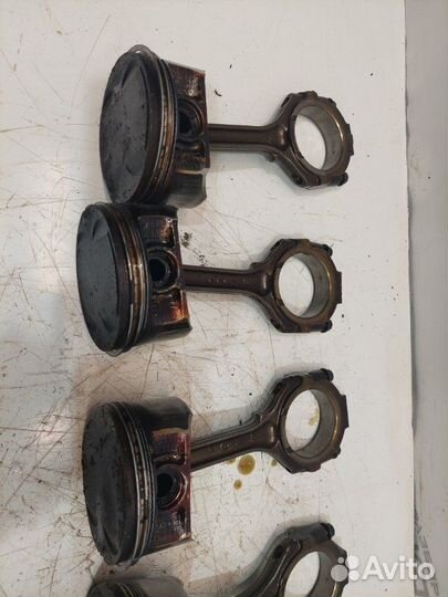 Поршень с шатуном Nissan Teana J31 (AT) VQ35 2007