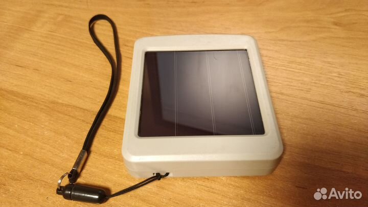 Карманный фонарь на солнечных батареях TPS-976