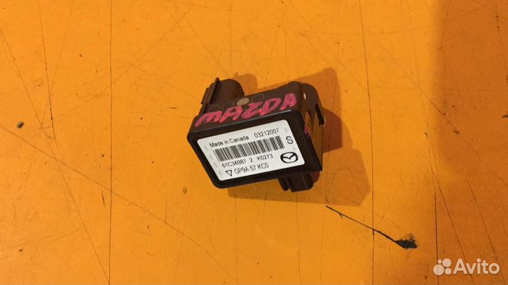 Датчик удара на Mazda 6 GG