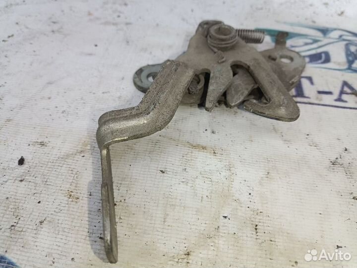 Замок капота Peugeot 308 I (2007—2011)