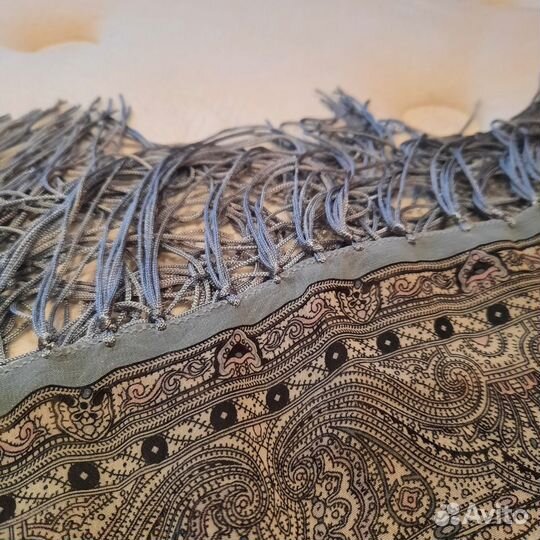 Шарфики женские легкие кашемир и зимние