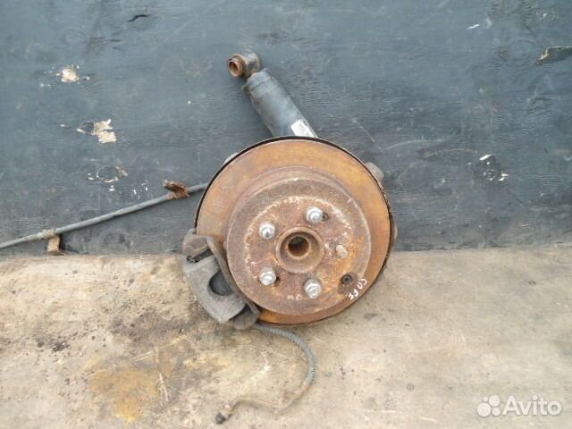 Суппорт задний правый Hyundai Santa Fe 2 CM