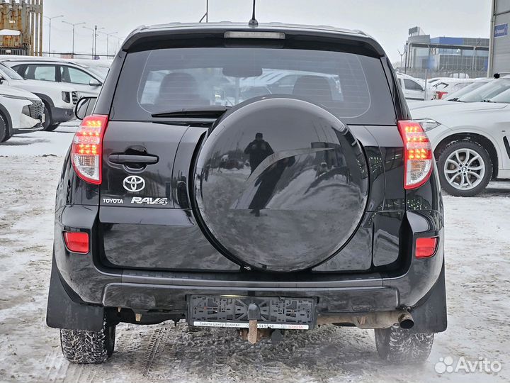 Toyota RAV4 2.0 CVT, 2010, 170 000 км