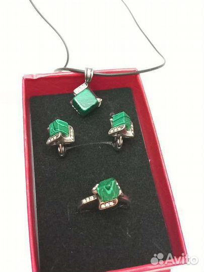 Комплект украшений серьги, кольцо, кулон новый