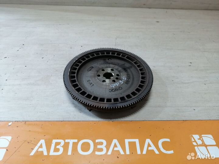 Маховик двигателя 1,6 механика робот Ford Focus 3