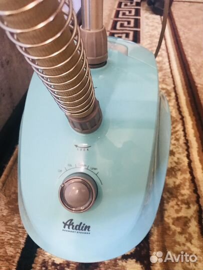 Отпариватель для одежды вертикальный