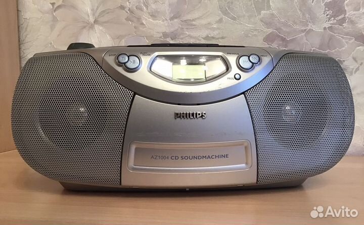 Магнитола Philips AZ1004