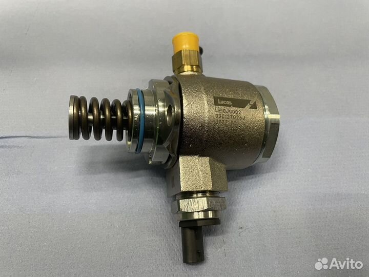 Насос высокого давления 03C127026R тнвд