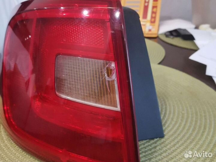 Задний левый фонарь jetta 6