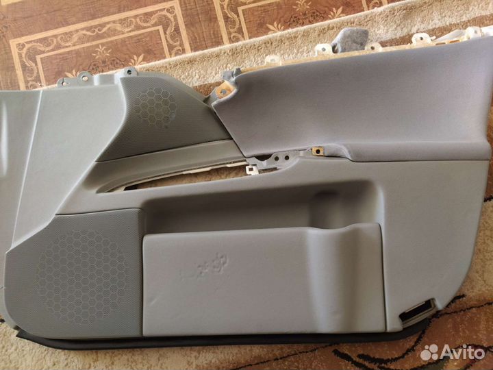 Дверные карты Лексус ис 250