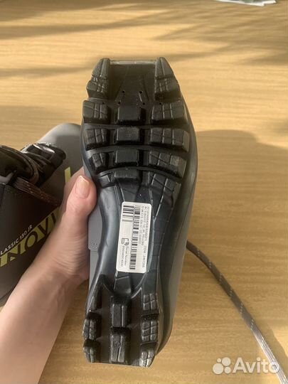 Лыжные ботинки