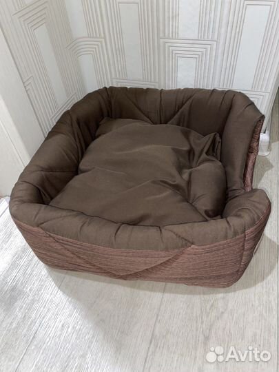 Лежанка домик для собак и кошек