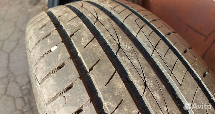 Continental UltraContact UC6 235/60 R18 103V