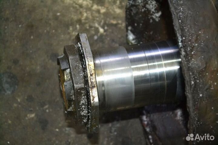 Поворотный кулак переднего моста, правый scania G