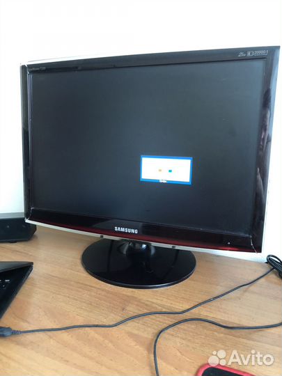 Монитор Samsung