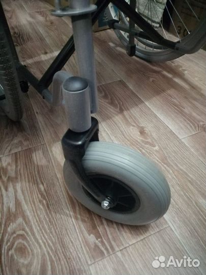 Коляска инвалидная