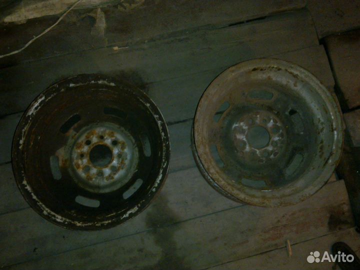 1 штампованный диск б/у R13 для ваз 2101-2115