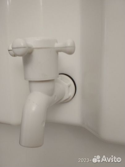 Умывальник дачный