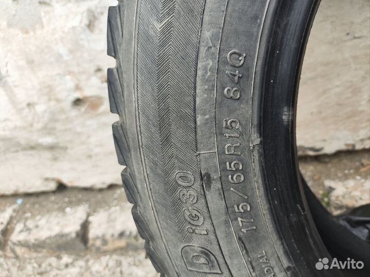 Yokohama Ice Guard IG30 175/65 R15