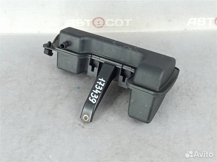 Демпфер Audi TT 8J C (2005-2010г.в.)