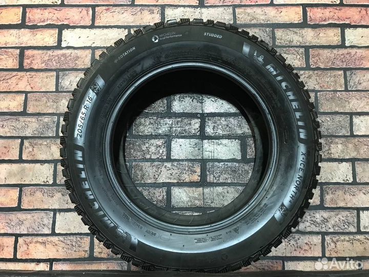 Michelin X-Ice North 4 205/65 R16 99T
