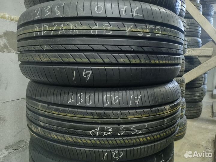 Yokohama Advan dB V552 235/50 R17 W