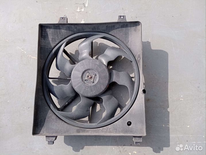 Вентилятор охлаждения Hyundai Santa Fe 2