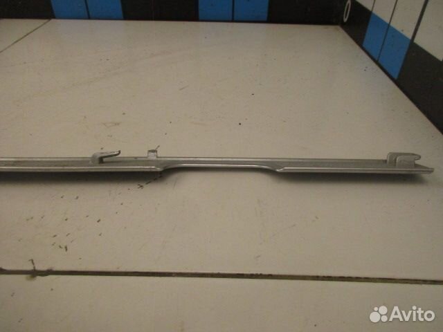 Молдинг решетки радиатора DAF XF 106