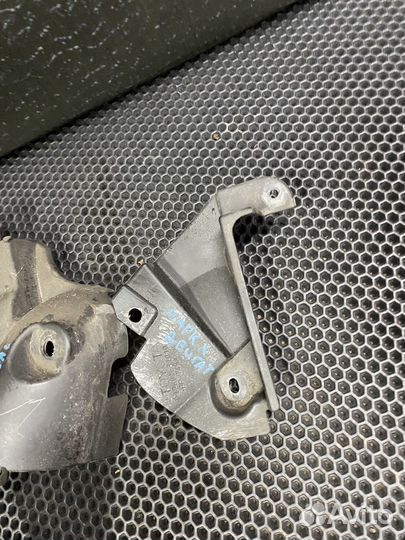 Накладка двигателя toyota mark GRX-120