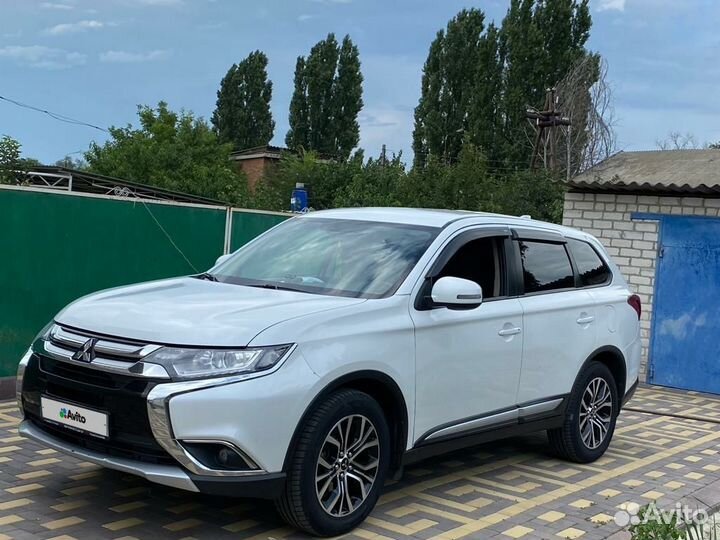 Mitsubishi Outlander 2 CVT, 2017, 175 000 км