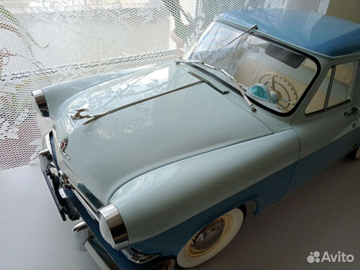 Олень на капот Газ 21 Волга в масштабе 1:8