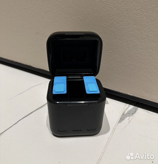 Зарядка Gopro 11/10/9 и 2 аккумулятора Telesin