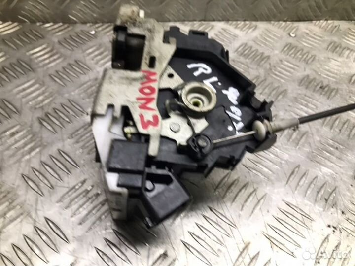 Замок двери задний левый Ford Mondeo MK 3 1.8 2006