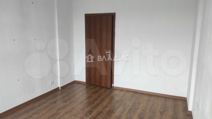 3-к. квартира, 84 м², 17/17 эт.