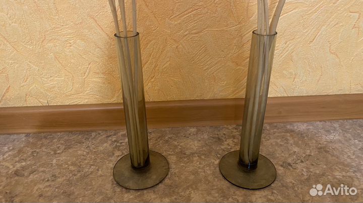 Экибана в вазе, напольная ваза