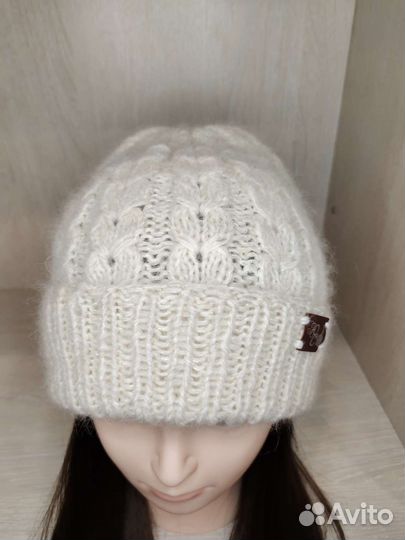 Шапка из козьего пуха