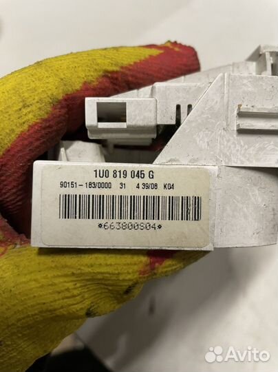 Блок управления отопителем Skoda Octavia A4