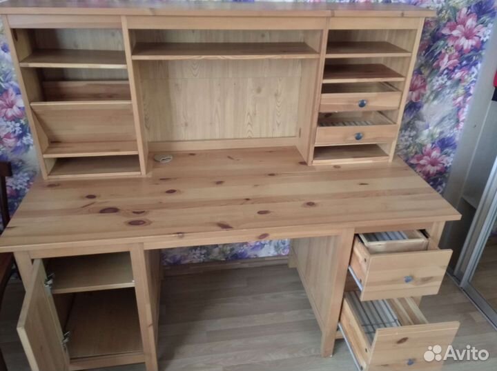 Компьютерный стол IKEA