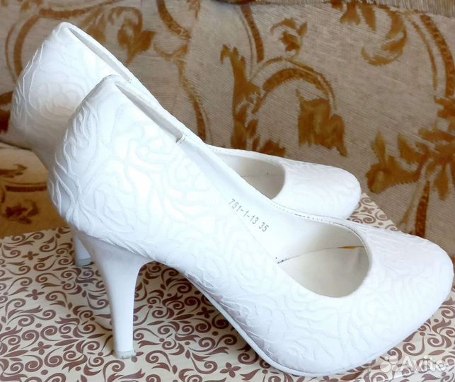Туфли белые размер 35
