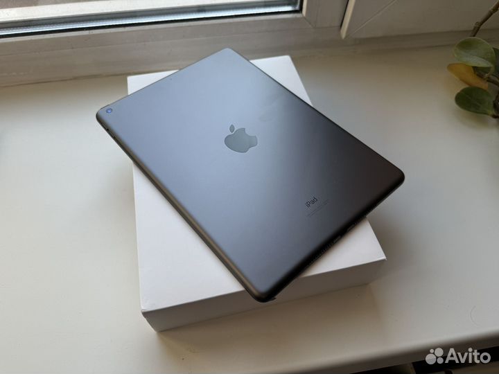 Новый iPad 9 2021 Wi-Fi 64Gb Space