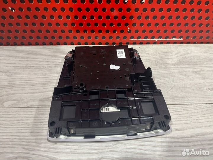 Плафон подсветки салона Bmw X6 F16 2018