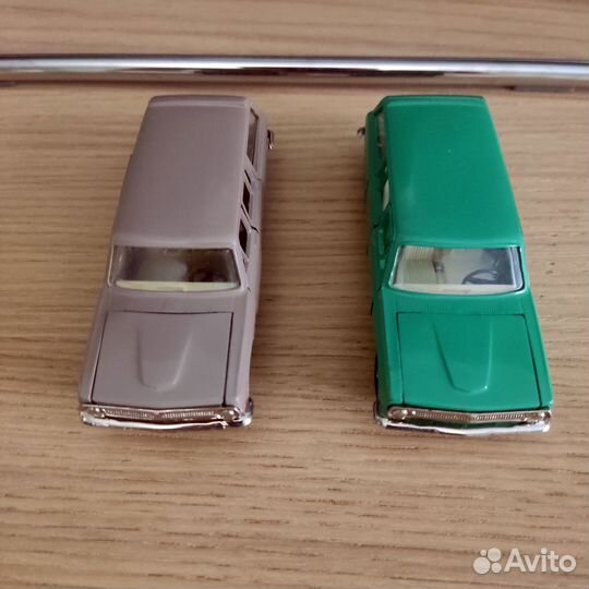 2 Волги Газ 2402 Цена на неделю