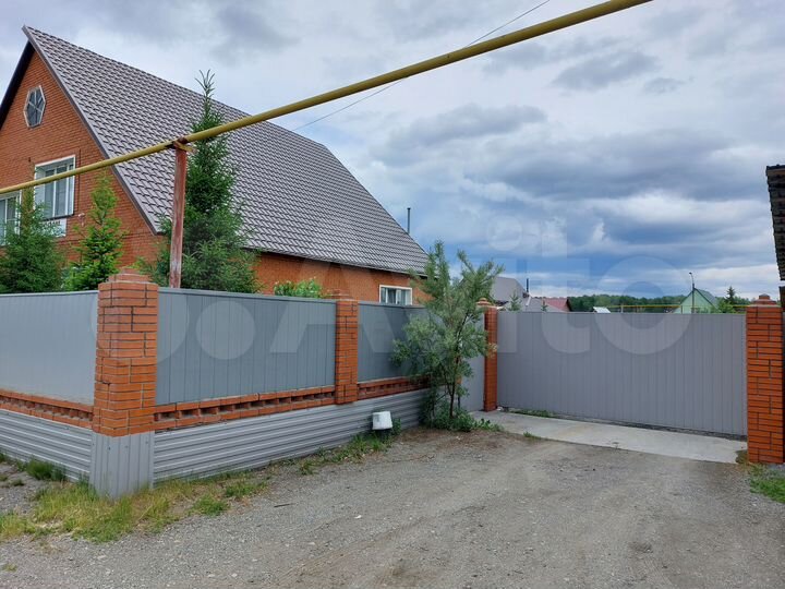 Коттедж 177,8 м² на участке 20 сот.